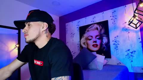 AUSTIN  online show from February 19, 2025, 3:28 am