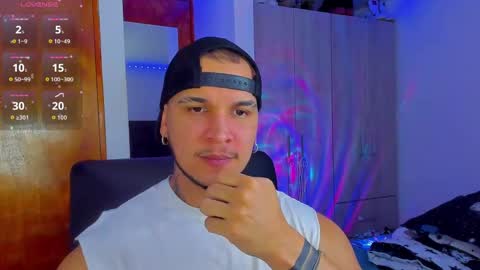 A online show from September 28, 2025, 12:05 am