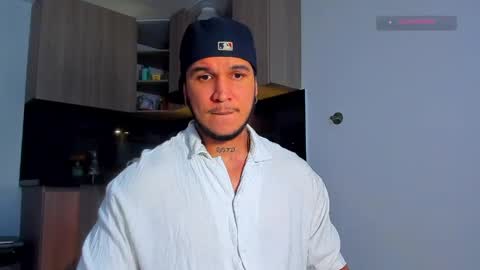 A online show from April 4, 2026, 9:23 pm