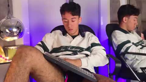 austinreeds_ online show from June 11, 2026, 2:37 pm