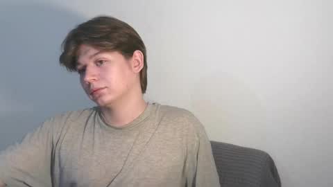 Snapshot of ausxuw chatting on September 9, 2025, 7:35 pm ausxuw online show from September 9, 2025, 7:35 pm