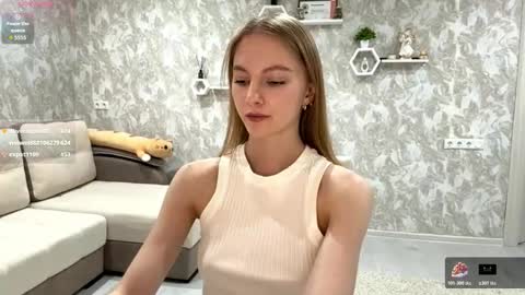 Annie online show from November 15, 2025, 3:52 pm