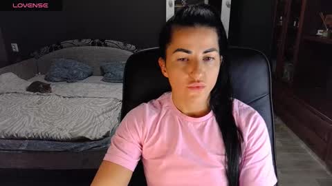 Ava online show from November 27, 2025, 2:41 pm