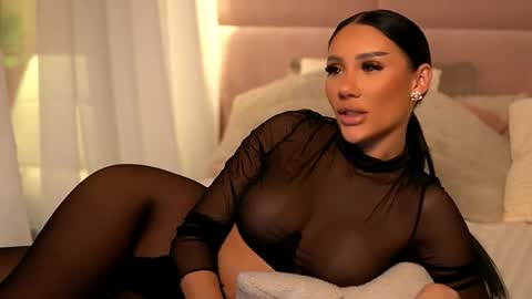 Ava online show from April 10, 2026, 1:22 am