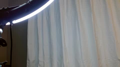 Snapshot of avaashley chatting on February 11, 2025, 2:35 am Ava Ashley online show from February 11, 2025, 2:35 am