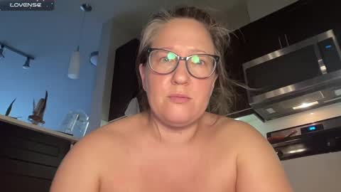 Snapshot of avabradley chatting on January 16, 2025, 3:46 pm Ava . Support my channel by using my affiliate link to make your account Thanks online show from January 16, 2025, 3:46 pm