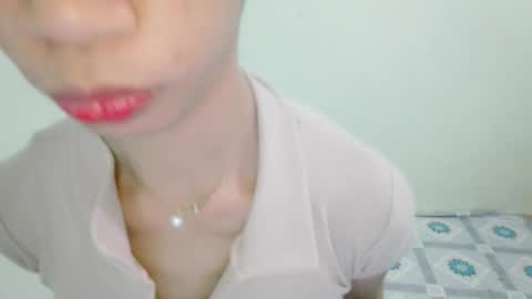 avacadaxcx online show from September 17, 2025, 3:46 pm