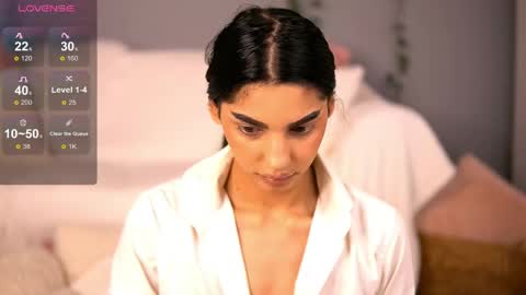 Ava online show from April 16, 2026, 7:03 pm