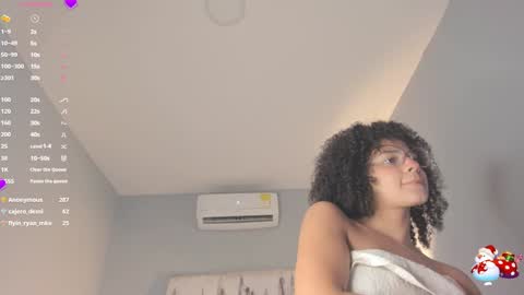 Snapshot of avalon_badger chatting on December 7, 2024, 9:33 pm Avalon online show from December 7, 2024, 9:33 pm