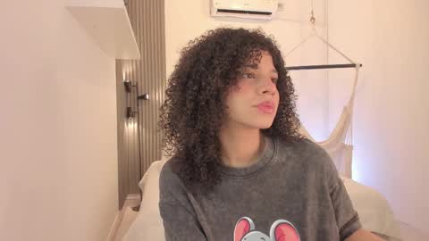 Avalon online show from December 19, 2025, 7:54 pm