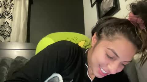 Ava Monroe online show from December 15, 2025, 6:50 am