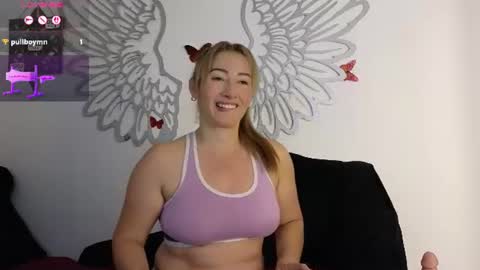 Ava online show from June 14, 2026, 11:07 pm