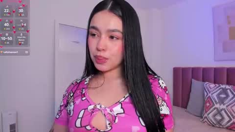 Ava  online show from October 7, 2025, 5:32 pm