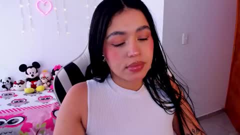 Ava  online show from January 7, 2026, 7:05 pm