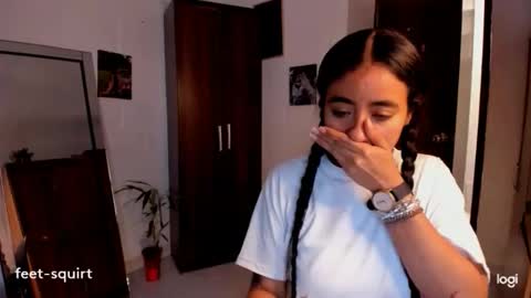 Snapshot of ave_fenix69 chatting on March 3, 2026, 8:59 pm Valery -- online show from March 3, 2026, 8:59 pm