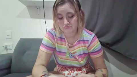 Snapshot of avery_doll21 chatting on June 9, 2026, 11:16 pm Avery Doll online show from June 9, 2026, 11:16 pm