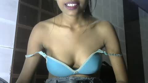 avery_lust01 online show from March 7, 2026, 5:59 am