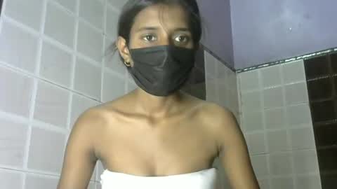 avery_lust01 online show from May 18, 2026, 6:08 am