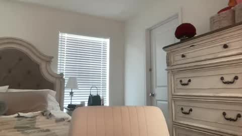 Averybrookee online show from June 16, 2026, 5:26 pm