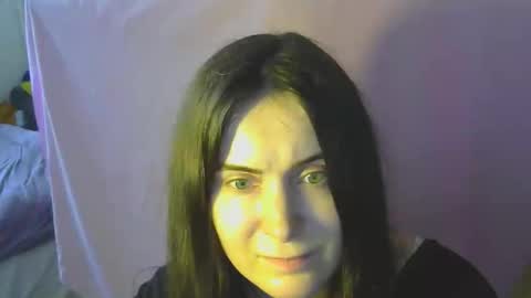 avialenne online show from May 5, 2026, 11:29 am