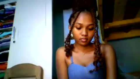 avotraina online show from July 18, 2026, 6:56 pm