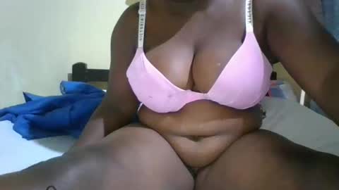 avril254 online show from November 30, 2025, 3:10 am