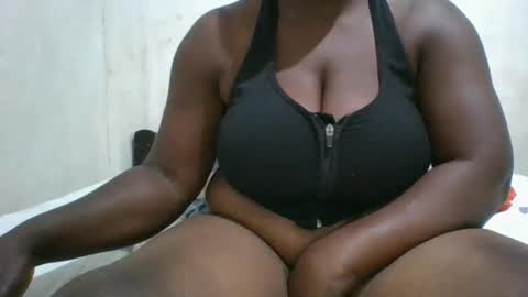 Snapshot of avril254 chatting on February 21, 2026, 4:57 am avril254 online show from February 21, 2026, 4:57 am