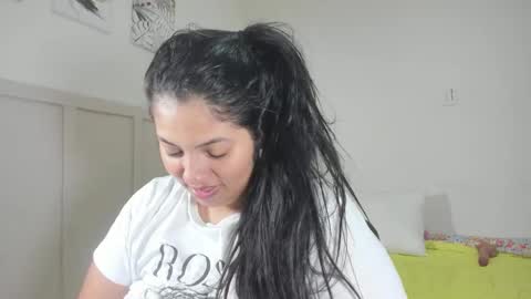 avrilrizox online show from January 12, 2025, 11:39 am