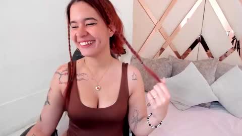 Avril  online show from February 6, 2026, 11:57 am