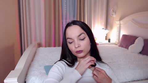 Snapshot of avrora_lew_ chatting on October 26, 2025, 8:04 pm Avrora Inst online show from October 26, 2025, 8:04 pm