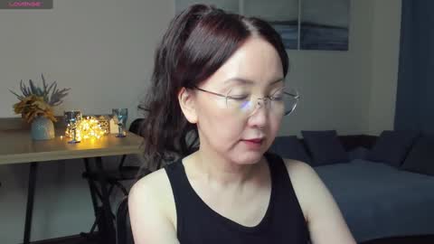 Snapshot of avroraromance chatting on January 27, 2025, 12:37 pm Avrora online show from January 27, 2025, 12:37 pm
