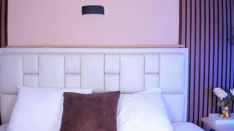 Avy  online show from April 17, 2026, 11:35 am