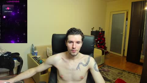 Snapshot of awesome_justin chatting on January 5, 2025, 11:12 pm Justin online show from January 5, 2025, 11:12 pm