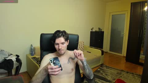 Snapshot of awesome_justin chatting on January 10, 2025, 10:36 pm Justin online show from January 10, 2025, 10:36 pm