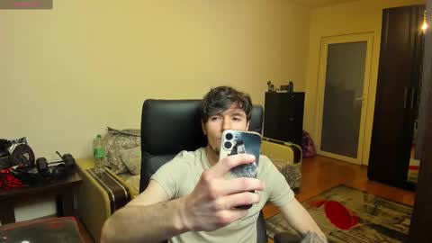 Snapshot of awesome_justin chatting on February 23, 2025, 1:10 pm Justin online show from February 23, 2025, 1:10 pm