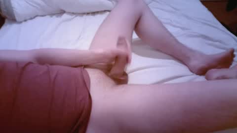 Snapshot of awoldin99 chatting on February 12, 2025, 11:30 pm Awoldin98 online show from February 12, 2025, 11:30 pm