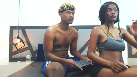 axel_black1 online show from February 10, 2025, 6:13 pm