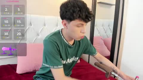 Snapshot of axel_evanss chatting on September 10, 2025, 1:11 pm Axel Evanss online show from September 10, 2025, 1:11 pm