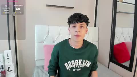 Snapshot of axel_evanss chatting on September 16, 2025, 12:39 pm Axel Evanss online show from September 16, 2025, 12:39 pm