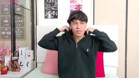 Axel Evanss online show from November 1, 2025, 12:29 pm