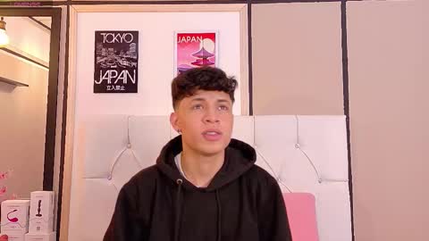 Axel Evanss online show from November 27, 2025, 12:40 pm