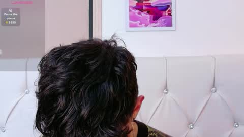 Axel Evanss online show from April 14, 2026, 1:39 pm