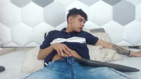 Snapshot of axel_forte chatting on March 4, 2025, 12:22 pm Axel Forte online show from March 4, 2025, 12:22 pm