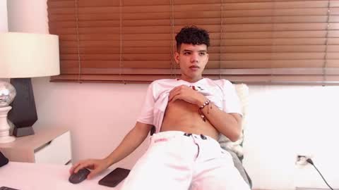 Snapshot of axel_forte chatting on March 11, 2025, 12:50 pm Axel Forte online show from March 11, 2025, 12:50 pm