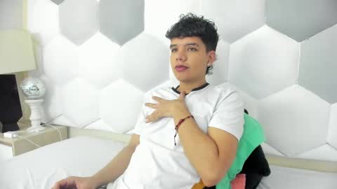 Snapshot of axel_forte chatting on September 12, 2025, 12:27 pm Axel Forte online show from September 12, 2025, 12:27 pm