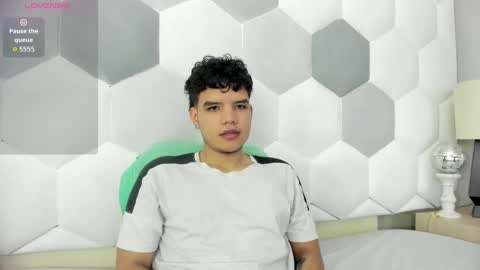 Snapshot of axel_forte chatting on October 6, 2025, 1:08 pm Axel Forte online show from October 6, 2025, 1:08 pm