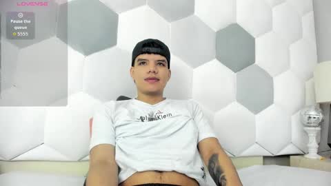 Snapshot of axel_forte chatting on October 9, 2025, 1:20 pm Axel Forte online show from October 9, 2025, 1:20 pm