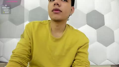 Snapshot of axel_forte chatting on October 16, 2025, 1:01 pm Axel Forte online show from October 16, 2025, 1:01 pm
