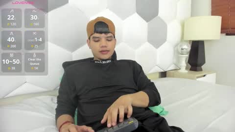 Snapshot of axel_forte chatting on October 20, 2025, 7:47 pm Axel Forte online show from October 20, 2025, 7:47 pm