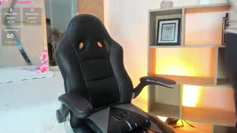 axel_grey_ online show from June 27, 2026, 12:44 pm